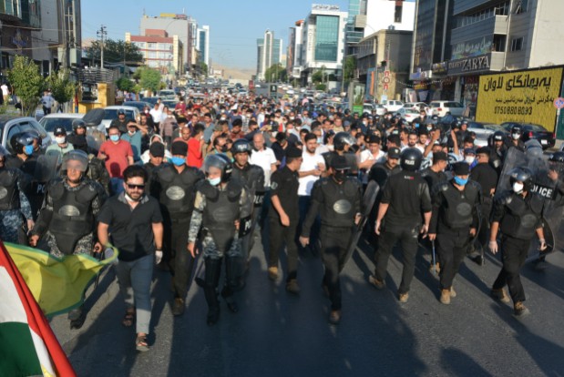 Marcia di Sulaymaniyah contro l'occupazione_RojNews10